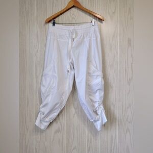 Lululemon White Ruched Cropped Drawstring Pants - Women’s Size 6 - EUC